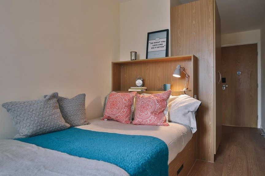 Iq Dorchester House In Борнмут Экстерьер фото
